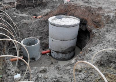 Pastato rekonstravimo į prekybos sandėlį su administracinėmis patalpomis statybos projektas ir Sandėlio rekonstravimo į gamybinį pastatą projektas